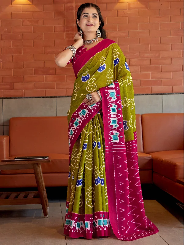 Women's Cotton Olive Printed Designer Saree With Blouse Piece Flowy Bohemian Blouse