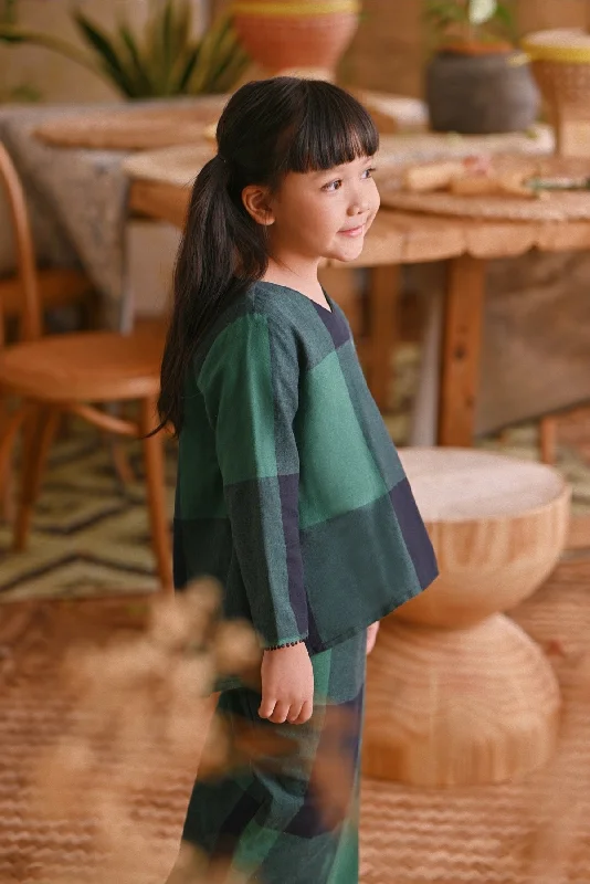 The Hening Flare Blouse - Green Square Chic Wrap Blouse