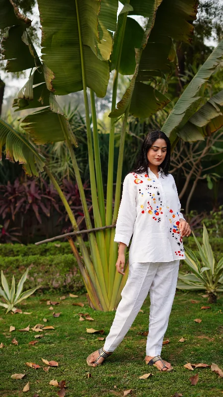 White Ringle Embroidery shirt-- Spandex Blend Rayon Blend Denim Blend