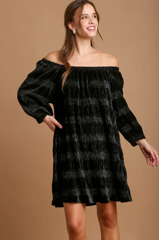 Off-Shoulder Balloon Sleeve Velvet Mini Dress Fashionable Button-Front Mini Dress