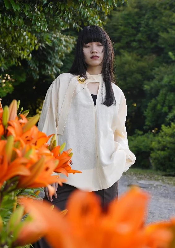 新品 -HEPBURN- Blouse IVORY Polished Work Blouse