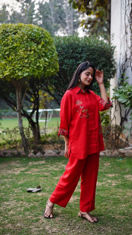 Red Embroidered Shirt-- Fitted T-Shirt Seamless Stretchy