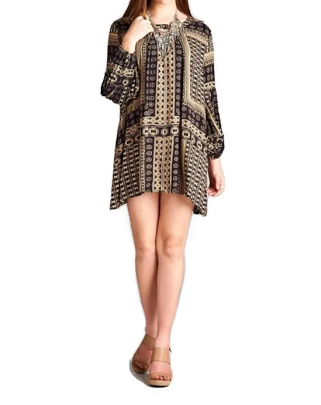Bohemian Keyhole Mini Dress In Black/camel Chic Pleated Mini Dress