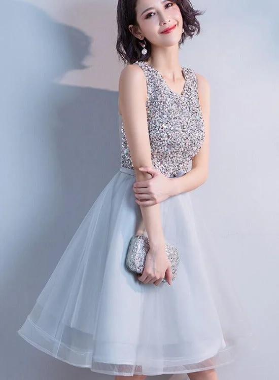 Lovely Sliver Grey Sequins Short Tulle Prom Dress Homecoming Dress, Grey Shiny Party Dresses Tunics Ceremony elegant