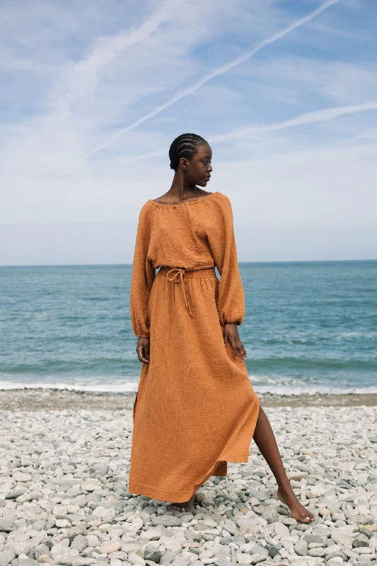 Lulu Organic Cotton Skirt - Pecan high slit skirt