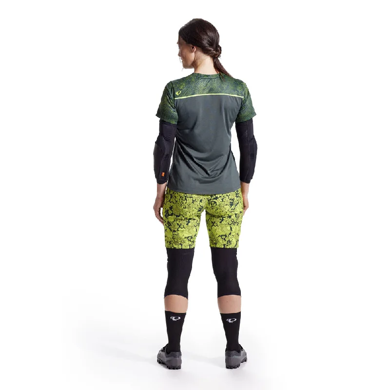 Women's Summit Shell Shorts