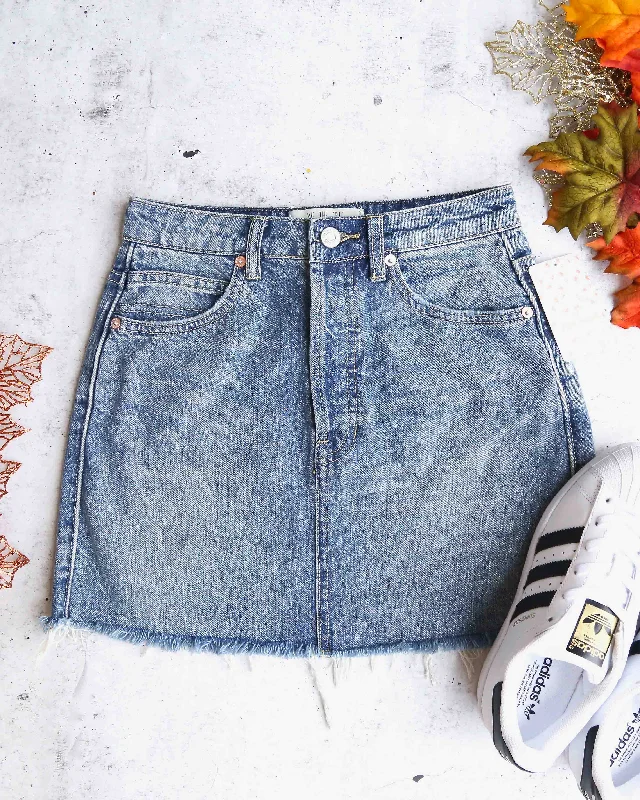 Free People - Rugged A-Line Denim Mini Skirt in Blue