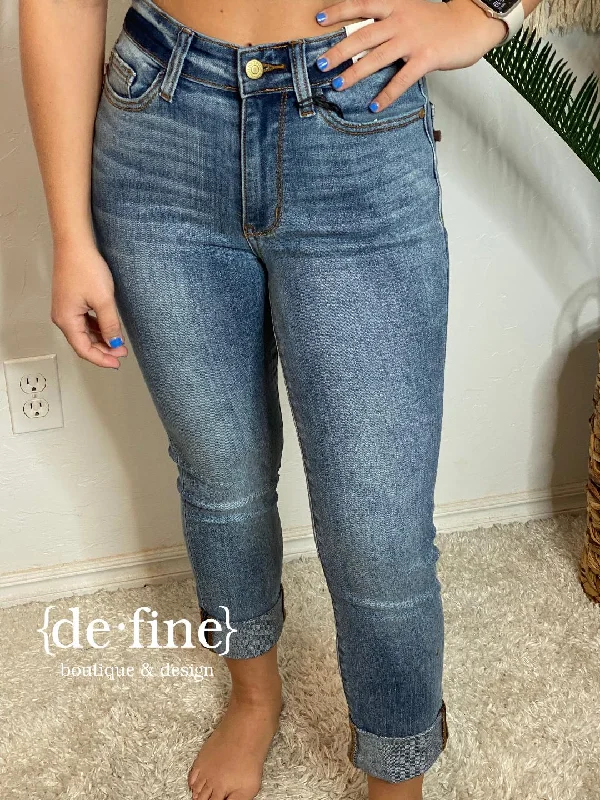 Judy Blue Mid Rise Skinny Capris with Cuff