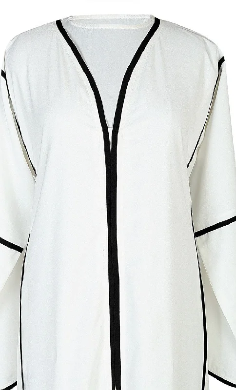 Modest Comfortable Crepe Abaya With White Summer Cool Shrug