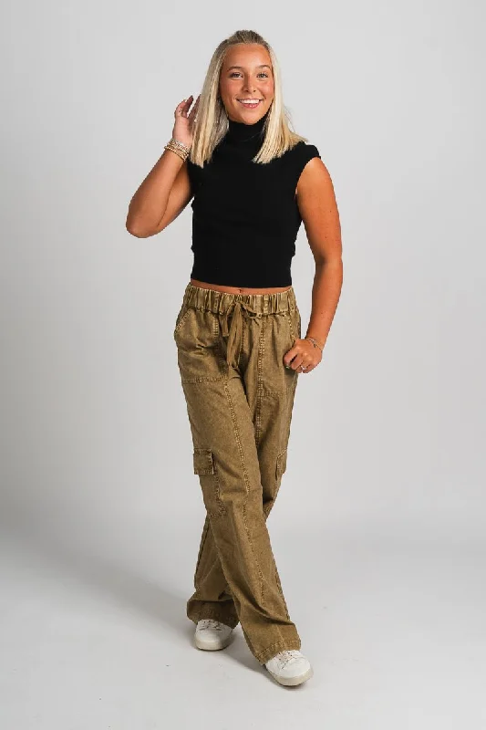 Washed cargo pants khaki