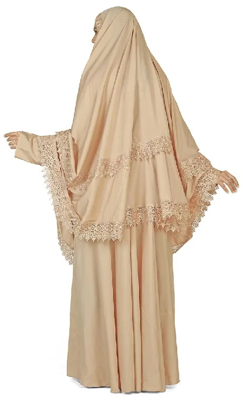 Women's Islamic Biege Prayer Dress/Burqa Set